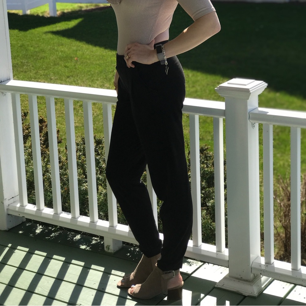 Bebe Suede Black Pants Tapered Leg size Small